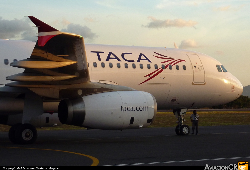 N680TA - Airbus A320-233 - TACA