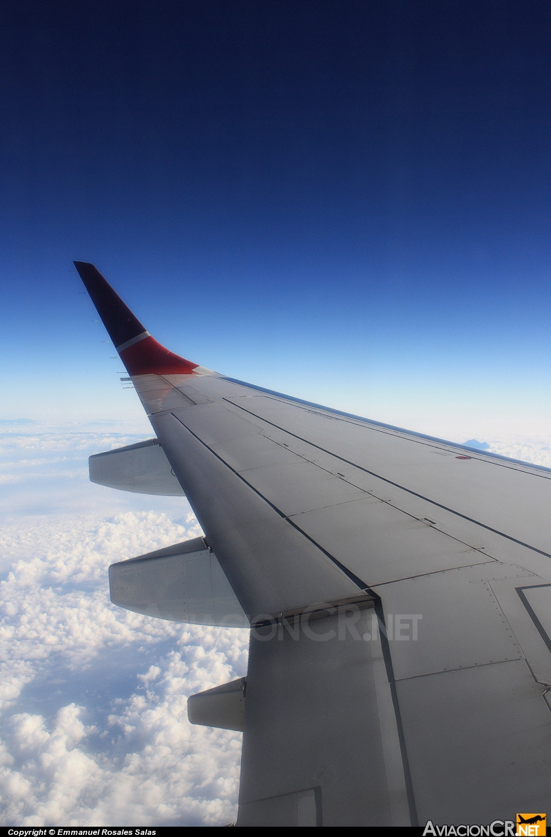 TI-BCH - Embraer 190-100IGW - TACA