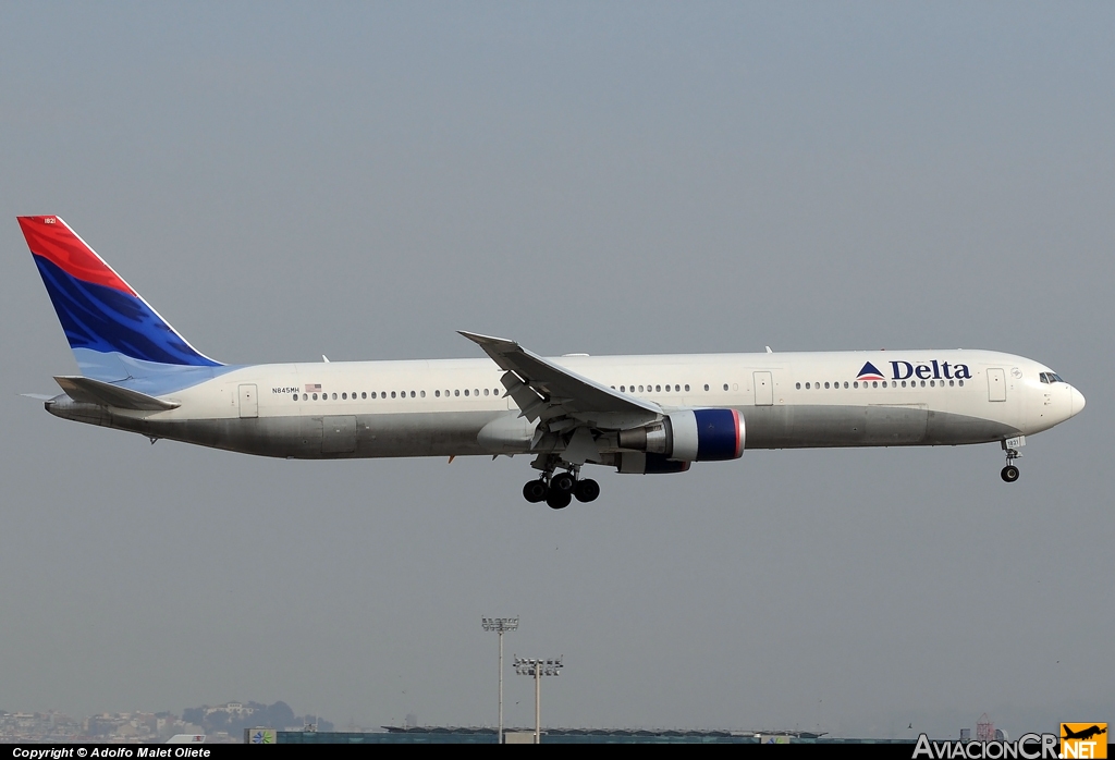N845MH - Boeing 767-432/ER - Delta Air Lines