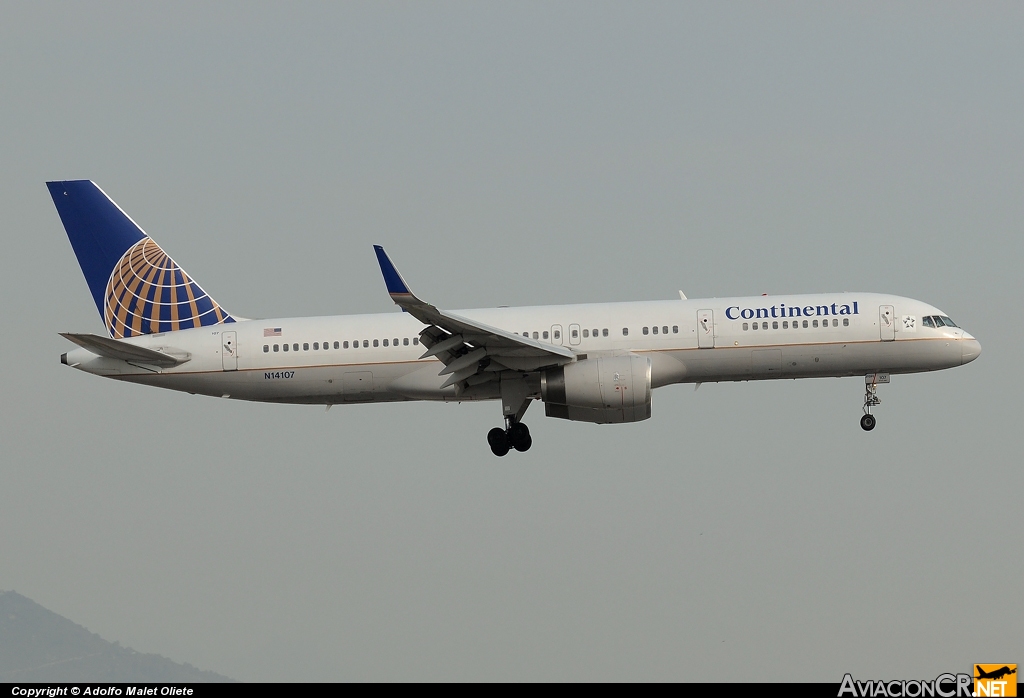 N14107 - Boeing 757-224 - Continental Airlines