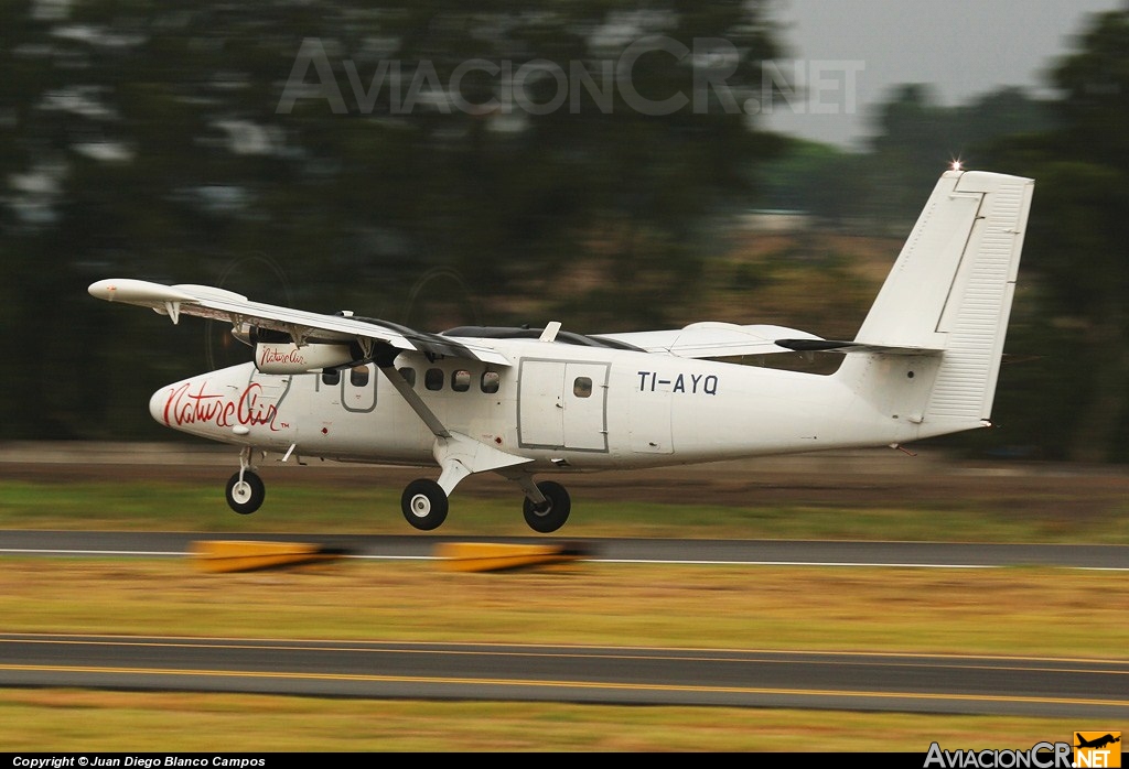 TI-AYQ - De Havilland Canada DHC-6-300 Twin Otter - Nature Air