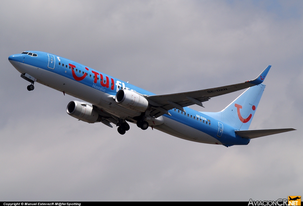 SE-DZN - Boeing 737-804 - TUIfly Nordic