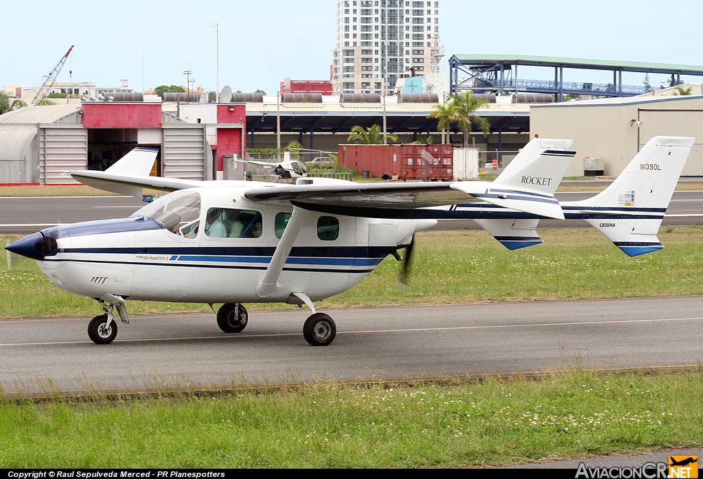 N1390L - Cessna T337H Turbo Skymaster - Privado