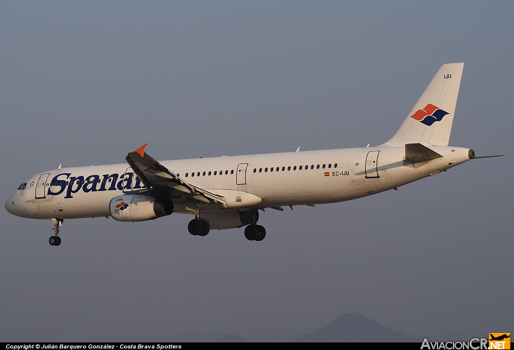 EC-IJU - Airbus A321-231 - Spanair