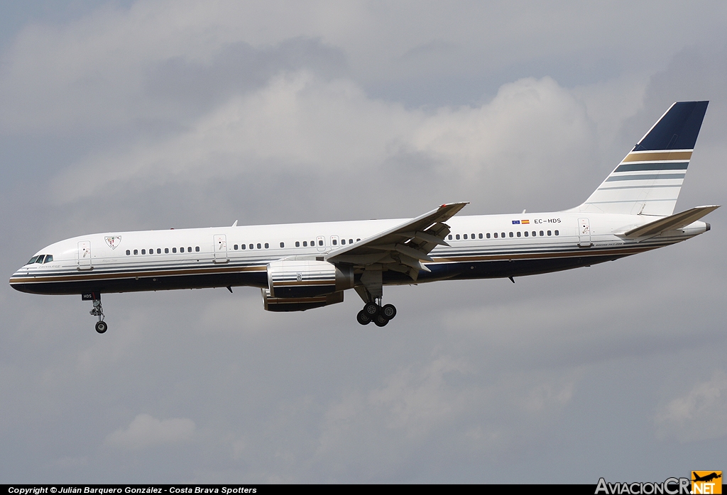 EC-HDS - Boeing 757-256 - Privilege Style