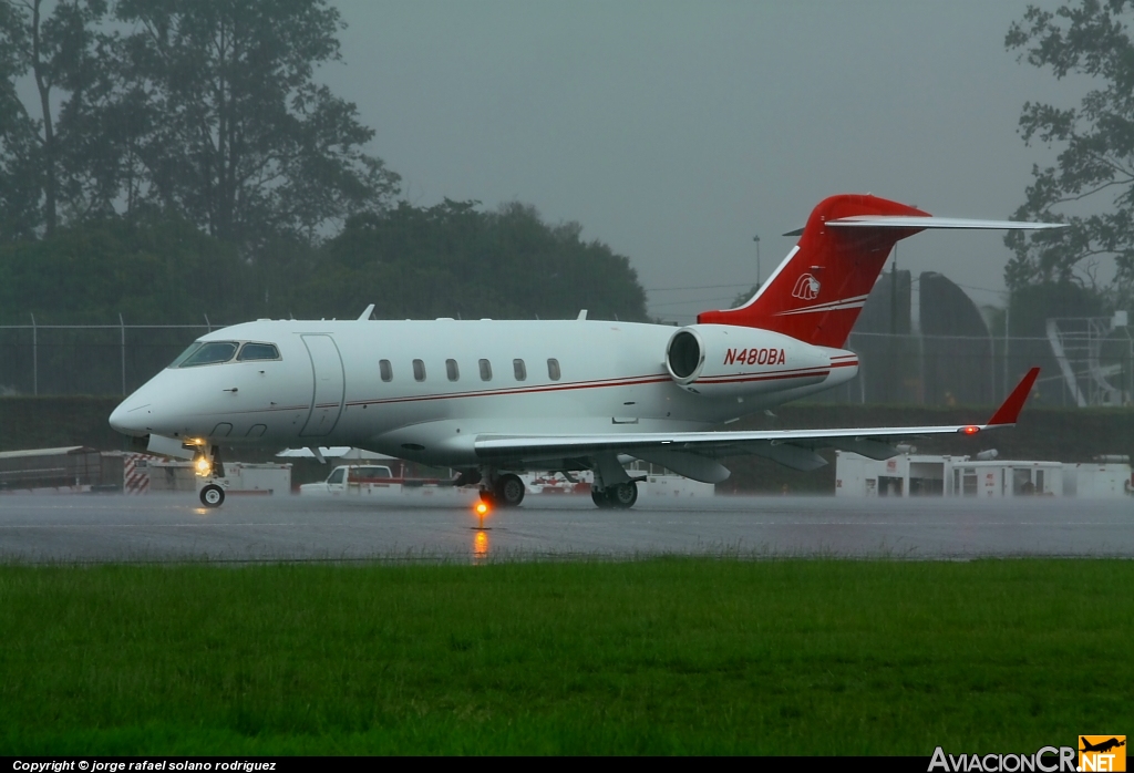 N480BA - Bombardier BD-100-1A10 Challenger 300 - Privado (Credomatic Air Services)