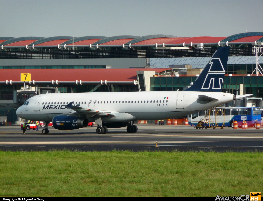 XA-MXS - Airbus A320-231 - Mexicana