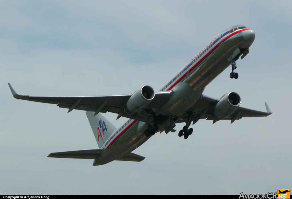 N695AN - Boeing 757-223 - American Airlines