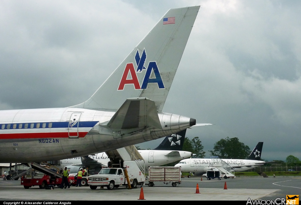 N602AN - Boeing 757-223 - American Airlines