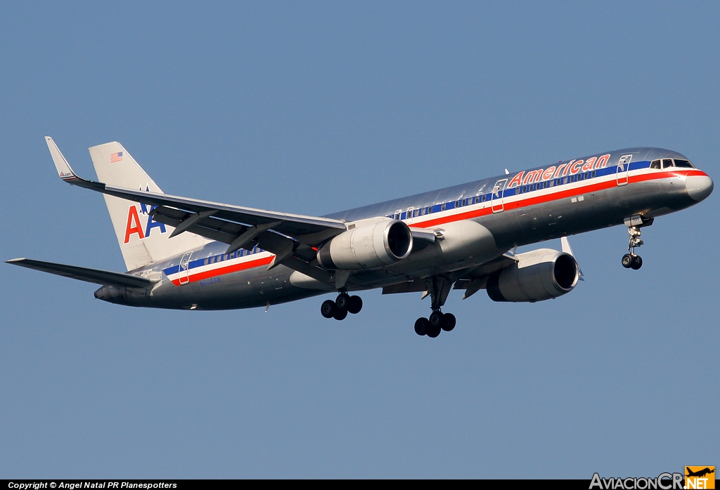 N602AN - Boeing 757-223 - American Airlines