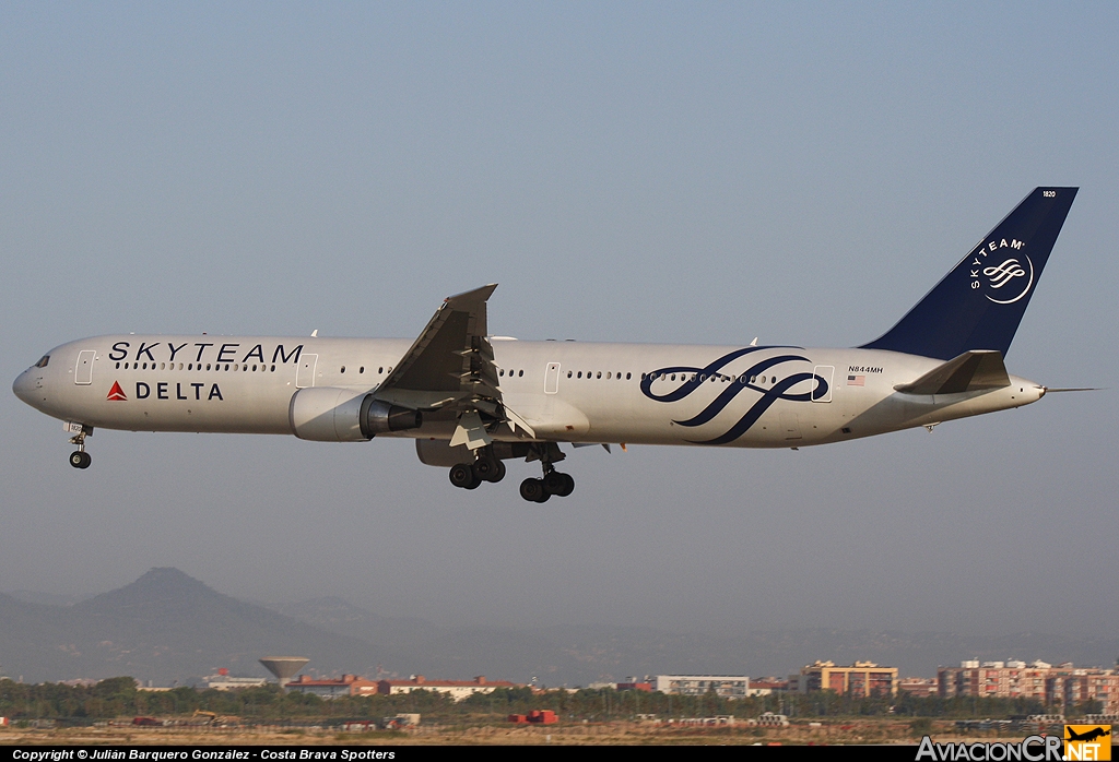 N844MH - Boeing 767-432/ER - Delta Airlines