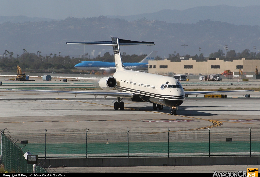 VP-CNI - McDonnell Douglas MD-87 (DC-9-87) - Privado