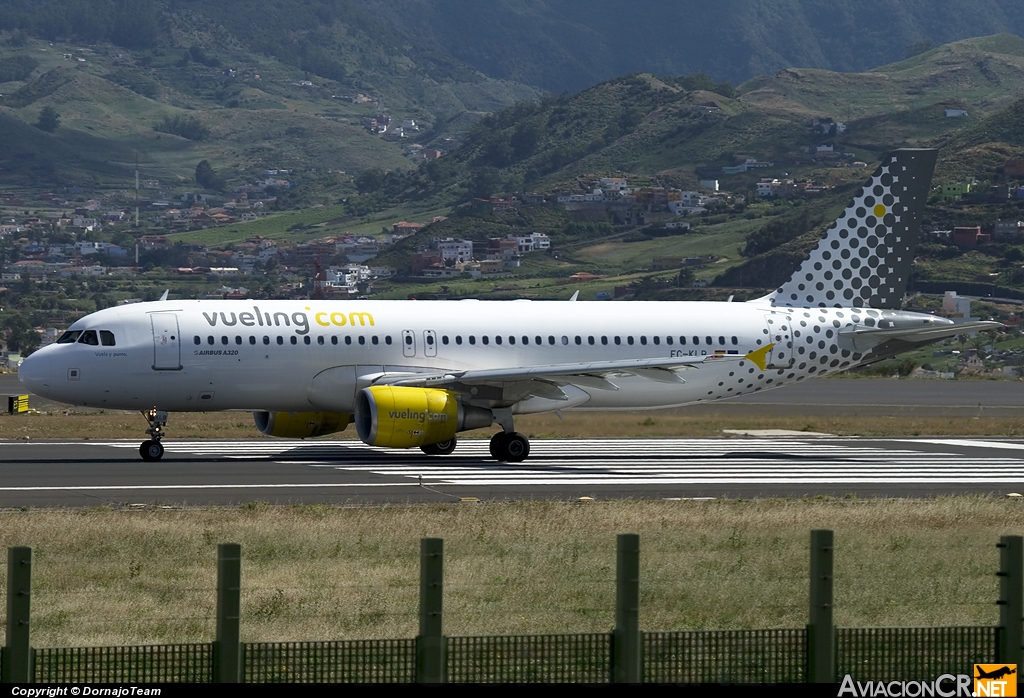 EC-KLB - Airbus A320-214 - Vueling