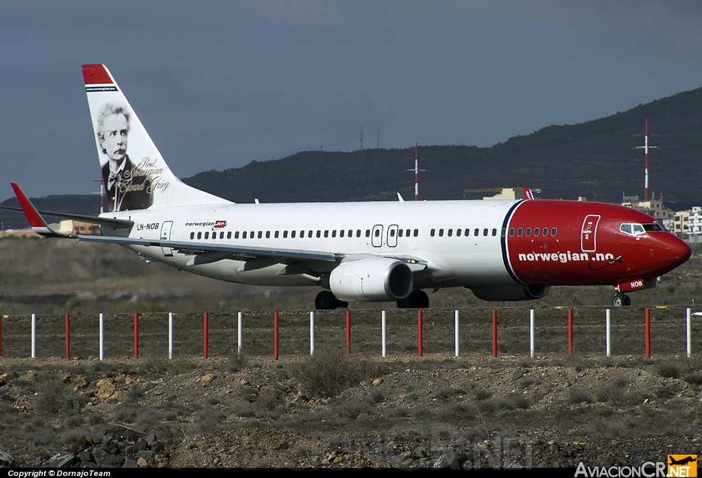 NO-NOB - Boeing 737-8FZ - Norwegian Air Shuttle