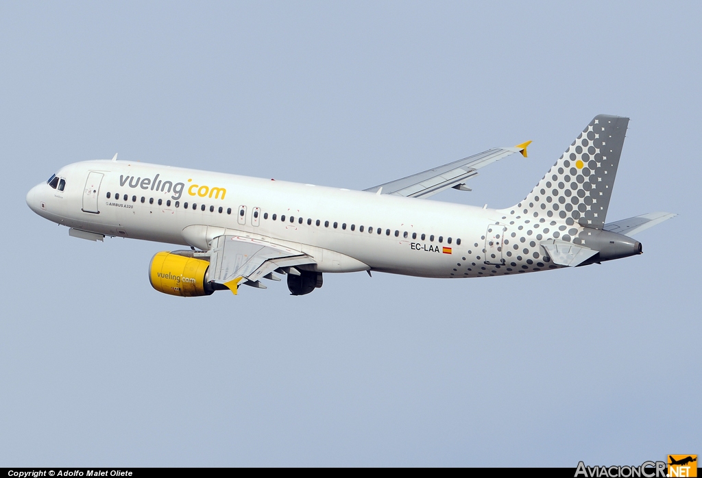 EC-LAA - Airbus A320-214 - Vueling