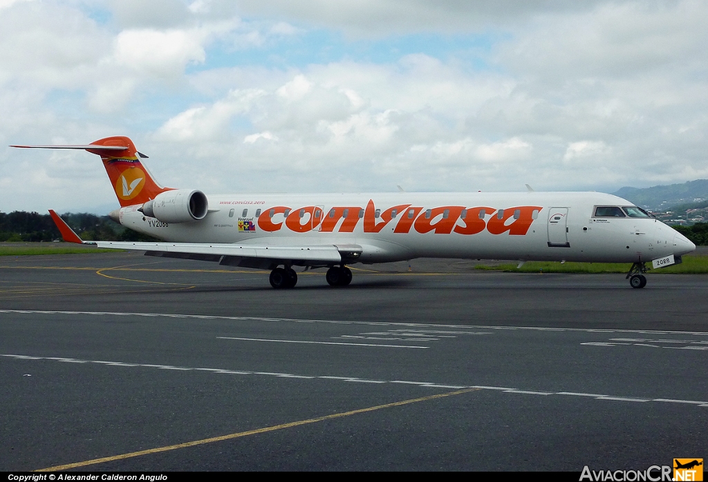 YV2088 - Canadair CL-600-2C10 Regional Jet CRJ-700 - Conviasa