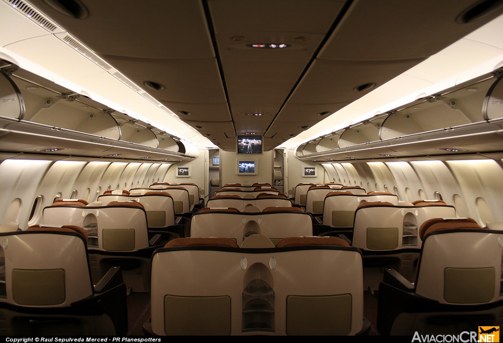 EC-IOB - Airbus A340-642 - Iberia