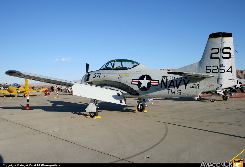 NX28CQ - North American T-28C Trojan - Privado