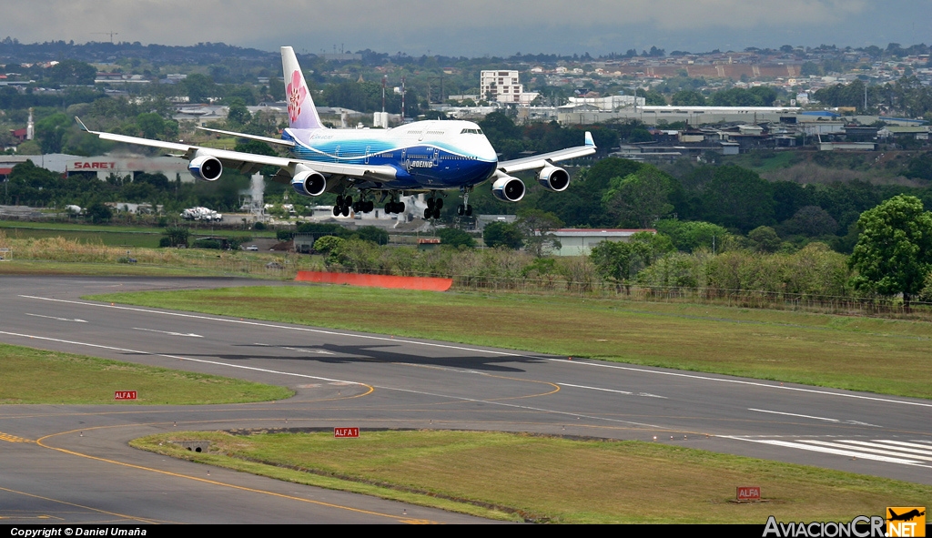 B-18210 - Boeing 747-409 - China Airlines