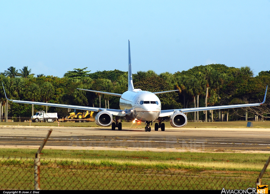 N76517 - Boeing 737-824 - Continental Airlines