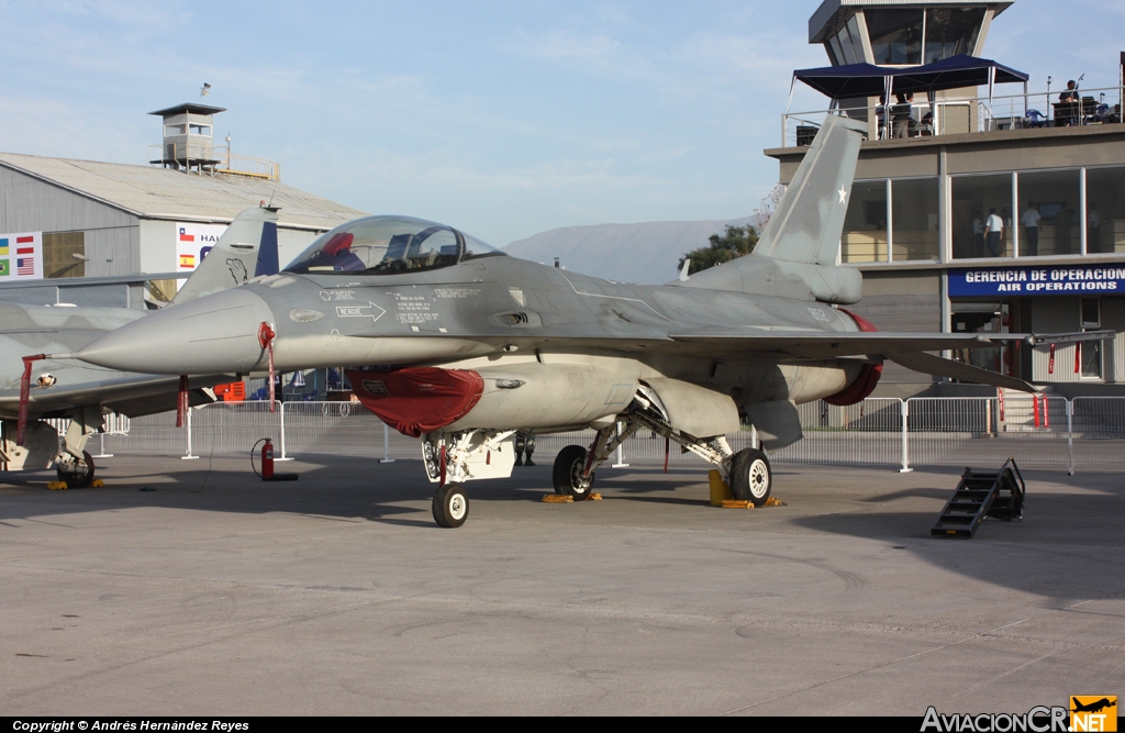 852 - Lockheed Martin F-16CJ Fighting Falcon - Fuerza Aerea de Chile