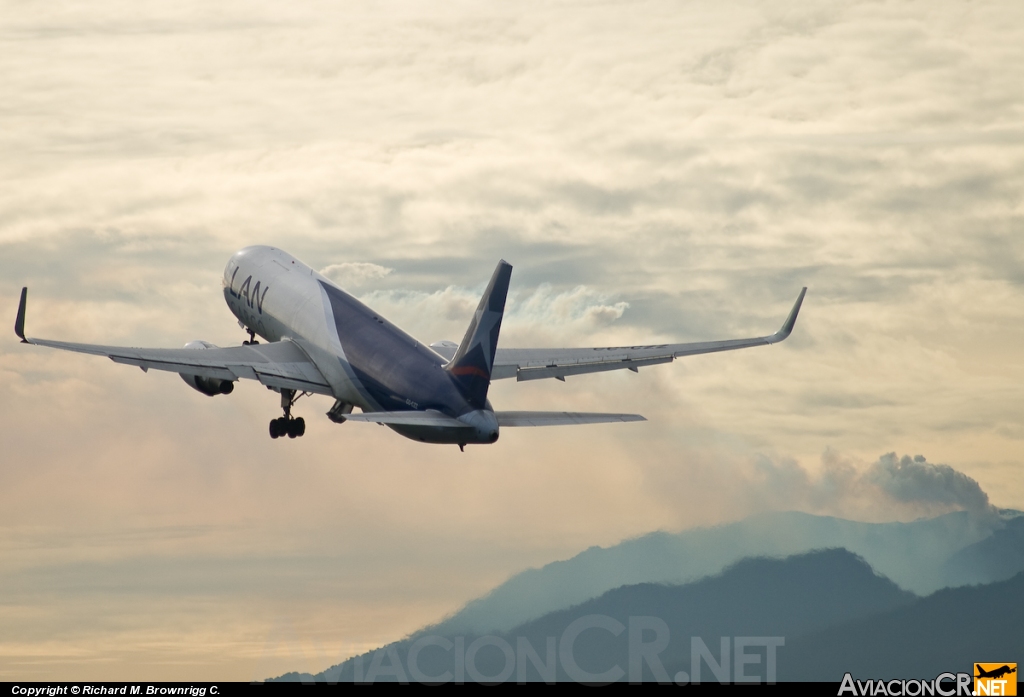 CC-CZZ - Boeing 767-316F(ER) - LAN Cargo