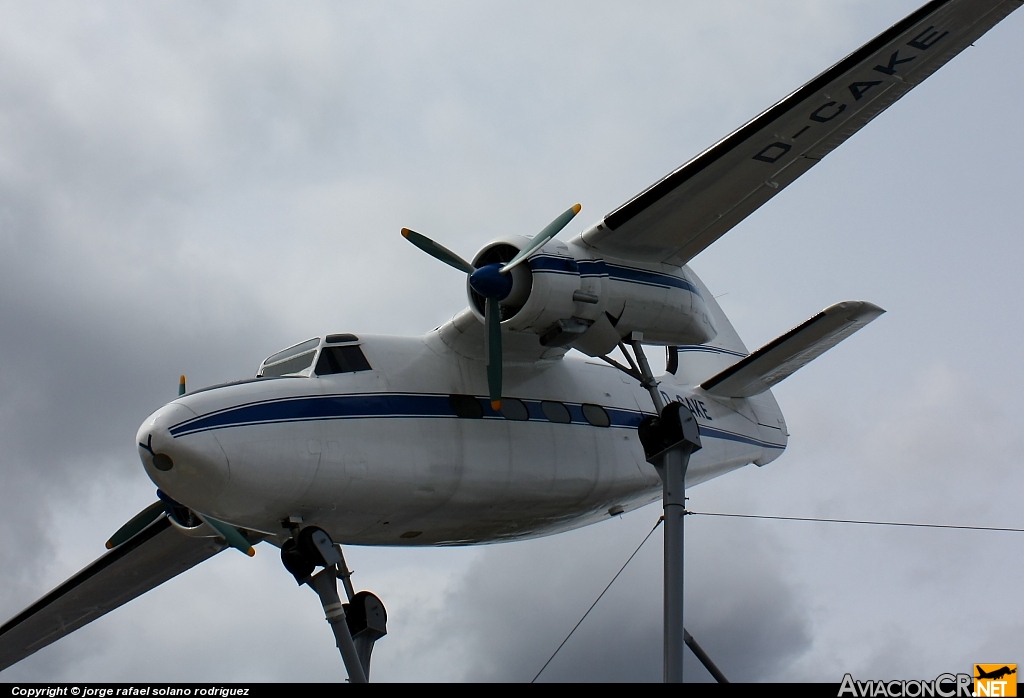 D-CAKE - Hunting Percival P-66C54 - Desconocida