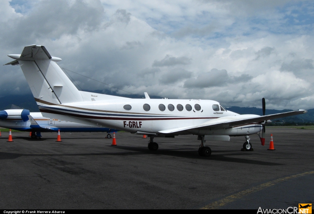 F-GRLF - Beechcraft Super King Air B200 - Privado