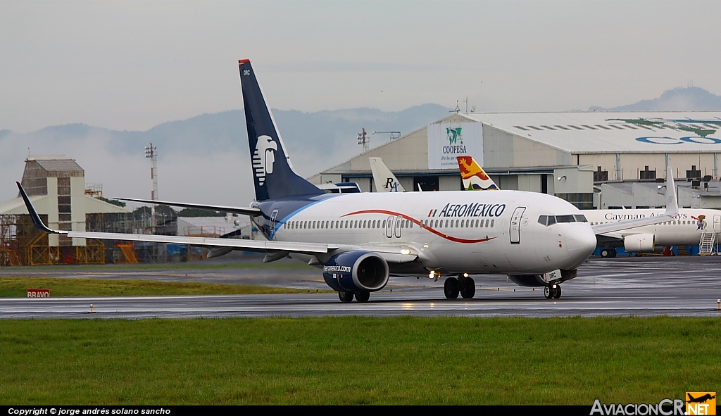 EI-DRC - Boeing 737-852 - Aeromexico