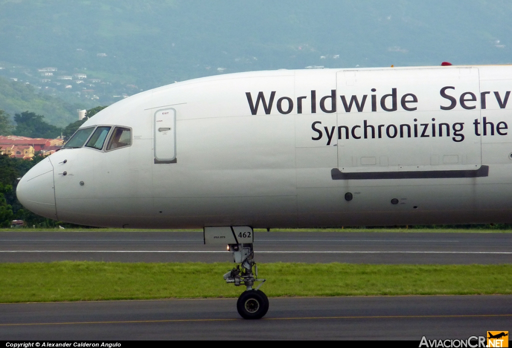 N462UP - Boeing 757-24APF - UPS - United Parcel Service