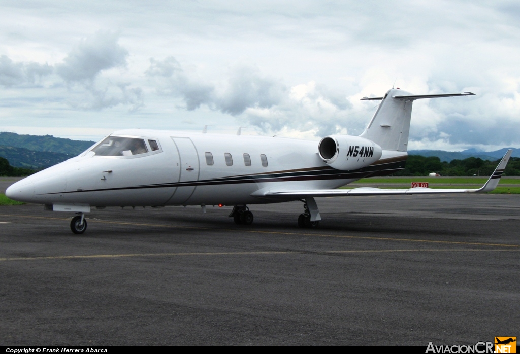 N54NW - Learjet 55 - Privado