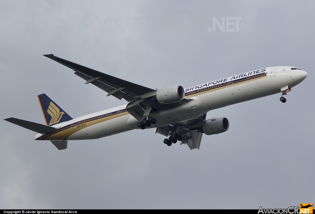 9V-SYI - Boeing 777-312 - Singapore Airlines