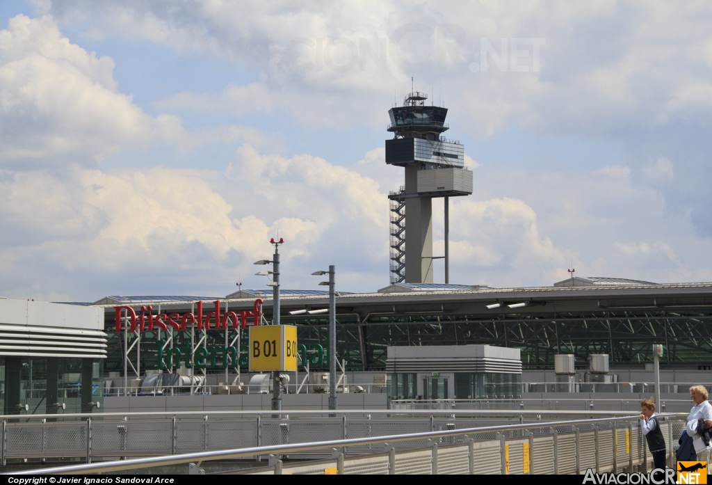 EDDL - Aeropuerto - Torre de Control