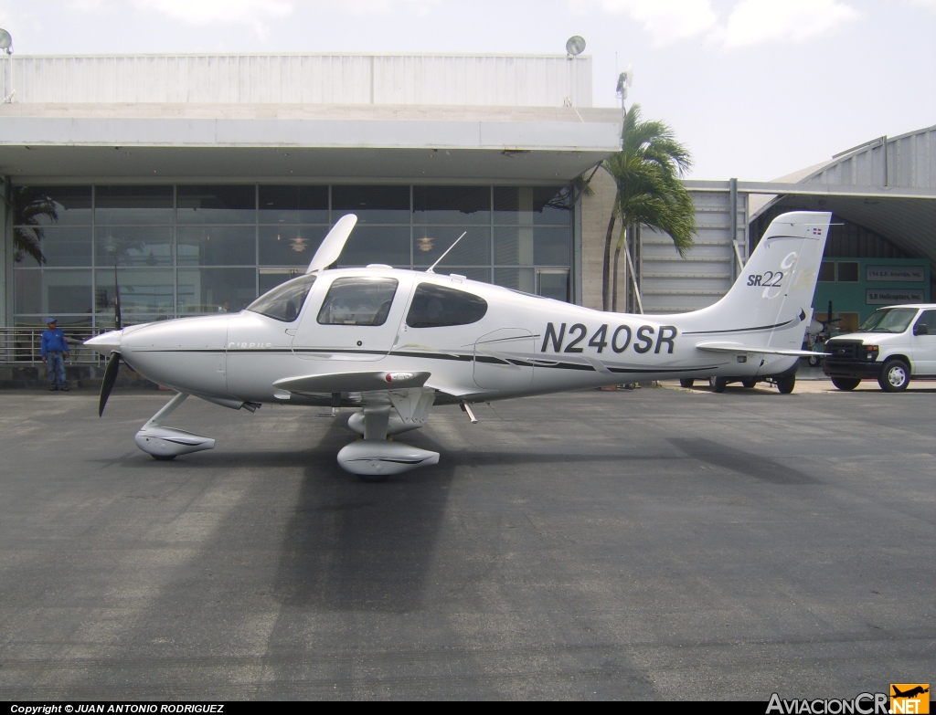 N240SR - Cirrus SR22-GTS - F Z Inc.