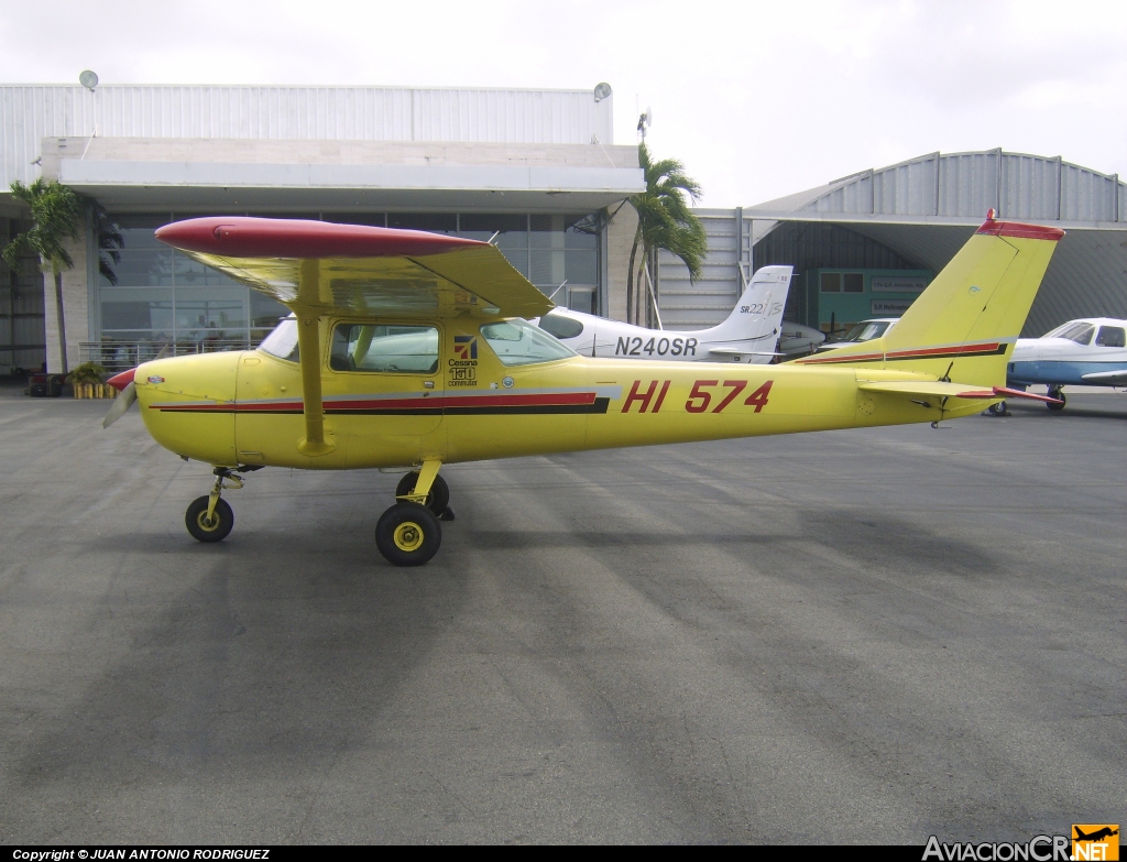 HI-574 - Cessna 150A - Privado