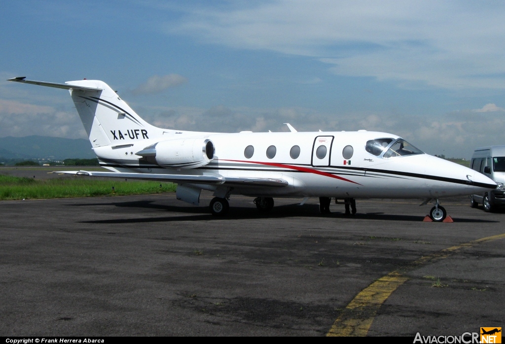 XA-UFR - Raytheon Hawker 400XP - Privado