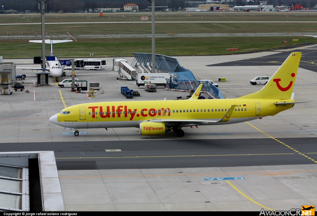 D-AHLR - Boeing 737-8K5 - TUI Fly