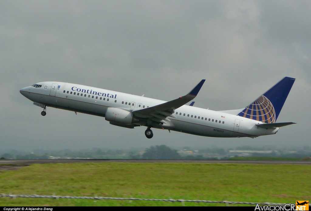 N76517 - Boeing 737-824 - Continental Airlines