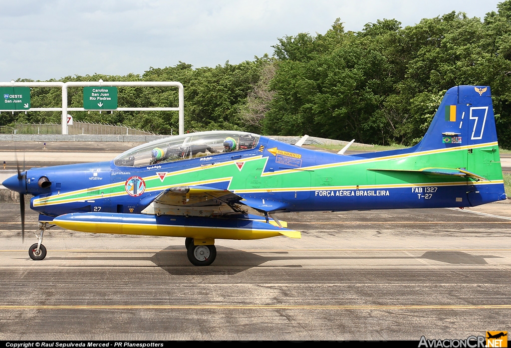 FAB 1327 - Embraer EMB-312 Tucano - Força Aérea Brasileira