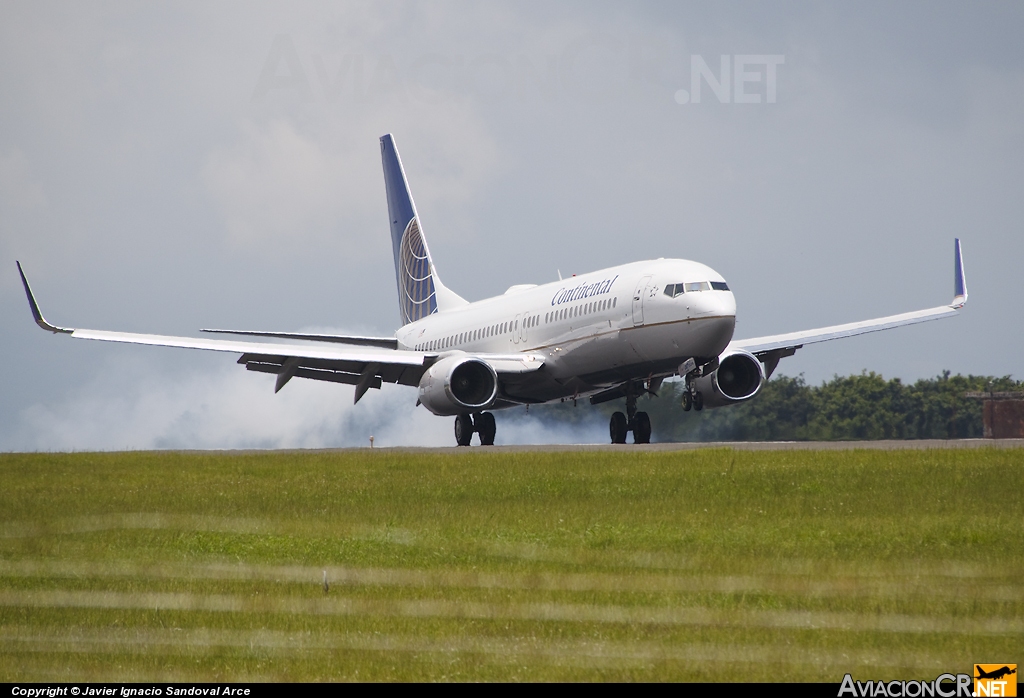 N37287 - Boeing 737-824 - Continental Airlines
