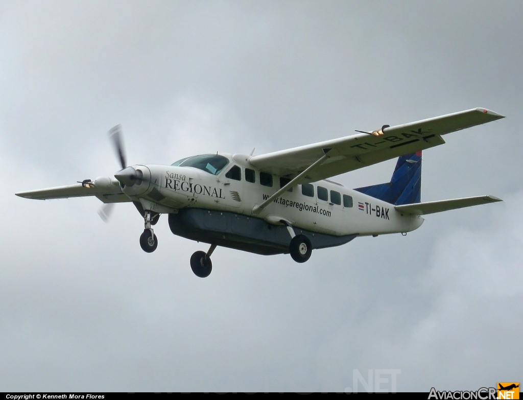 TI-BAK - Cessna 208B Grand Caravan - SANSA - Servicios Aereos Nacionales S.A.