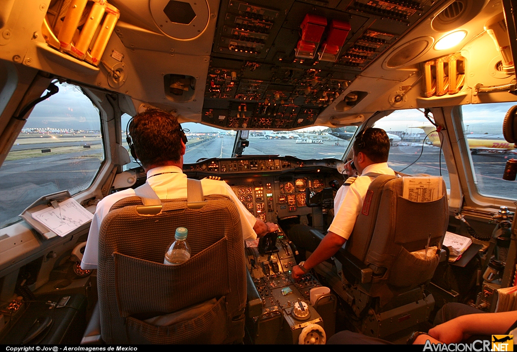 XA-TUE - Airbus A300B4-203(F) - AeroUnión Cargo