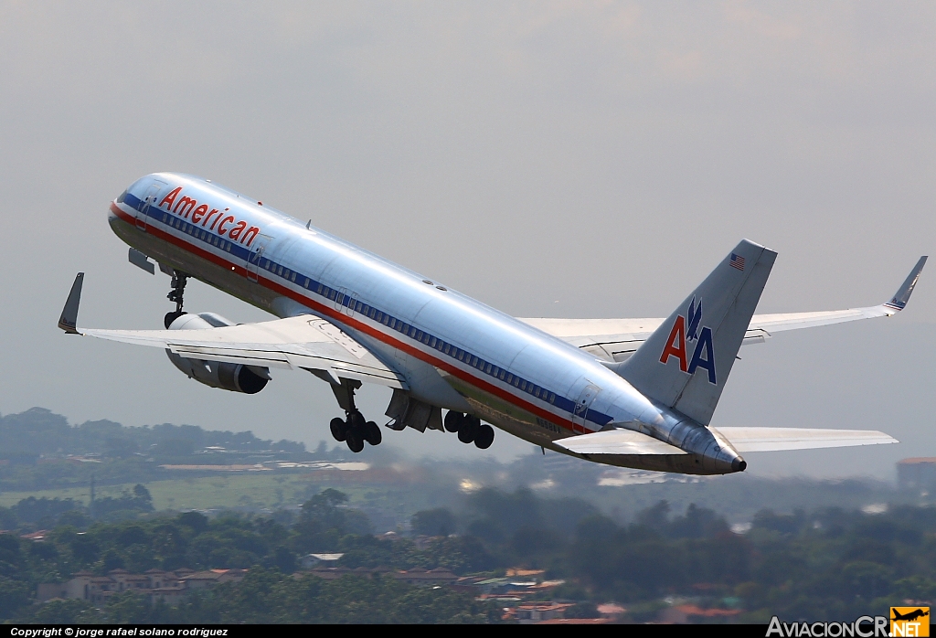 N658AA - Boeing 757-223 - American Airlines