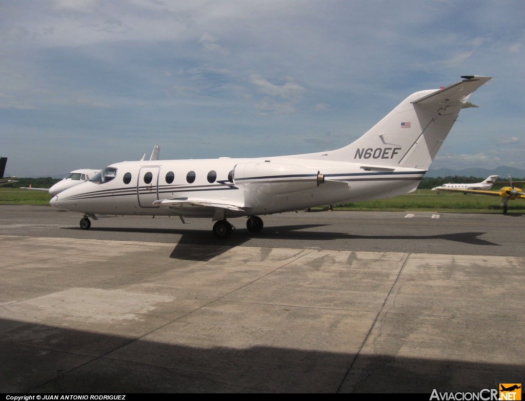 N60EF - Mitsubishi MU300 Diamond 1A - Privado