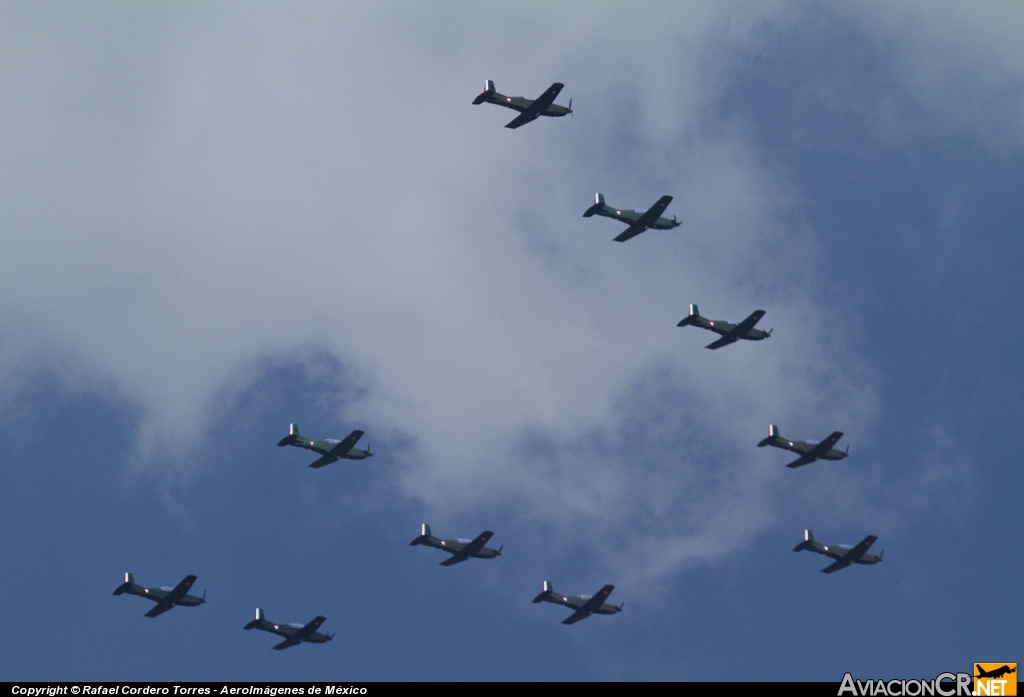 - - Pilatus PC-7 - Fuerza Aerea Mexicana