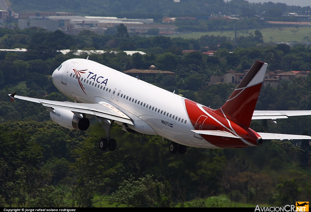 N682TA - Airbus A320-233 - TACA