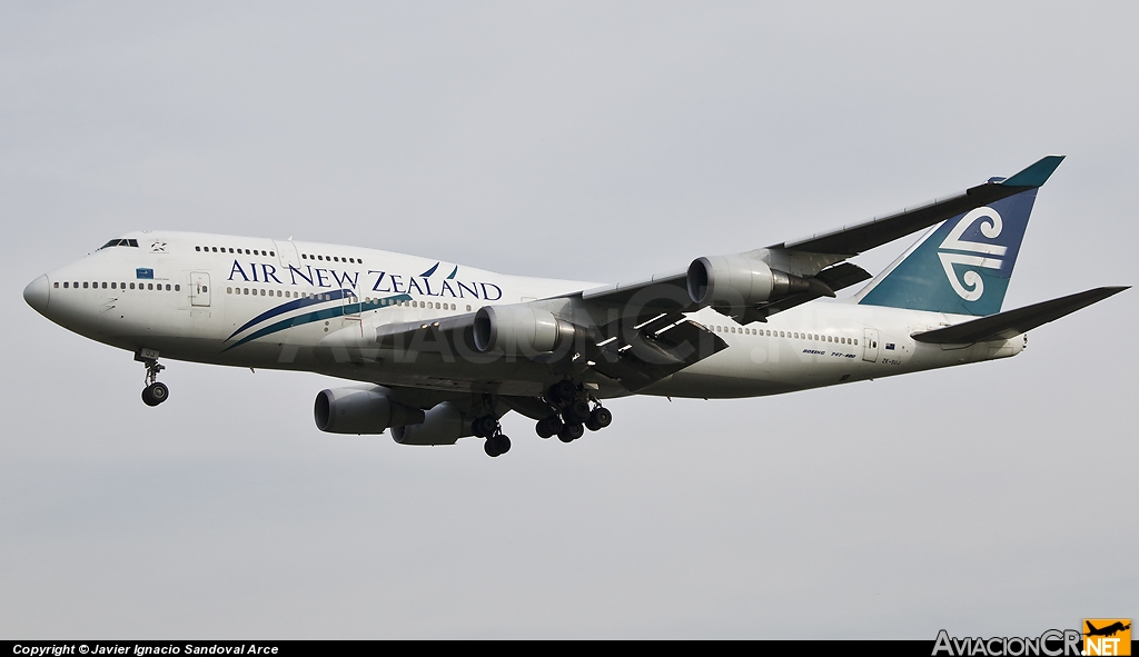 ZK-SUJ - Boeing 747-4F6 - Air New Zealand