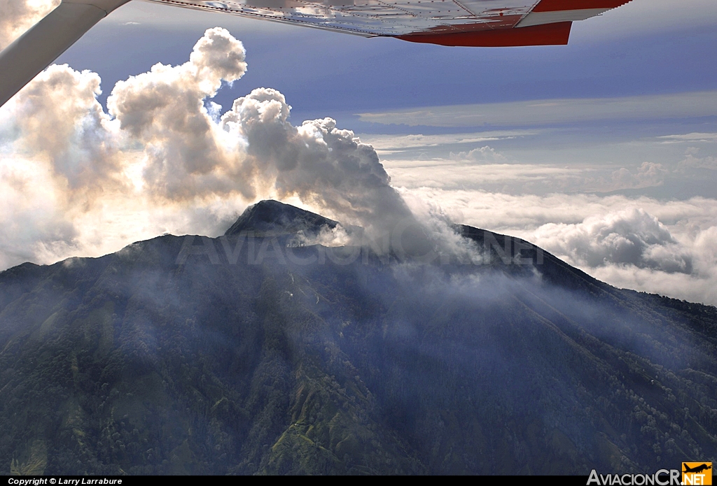 TI-ABE - Cessna 182Q Skylane II - Privado