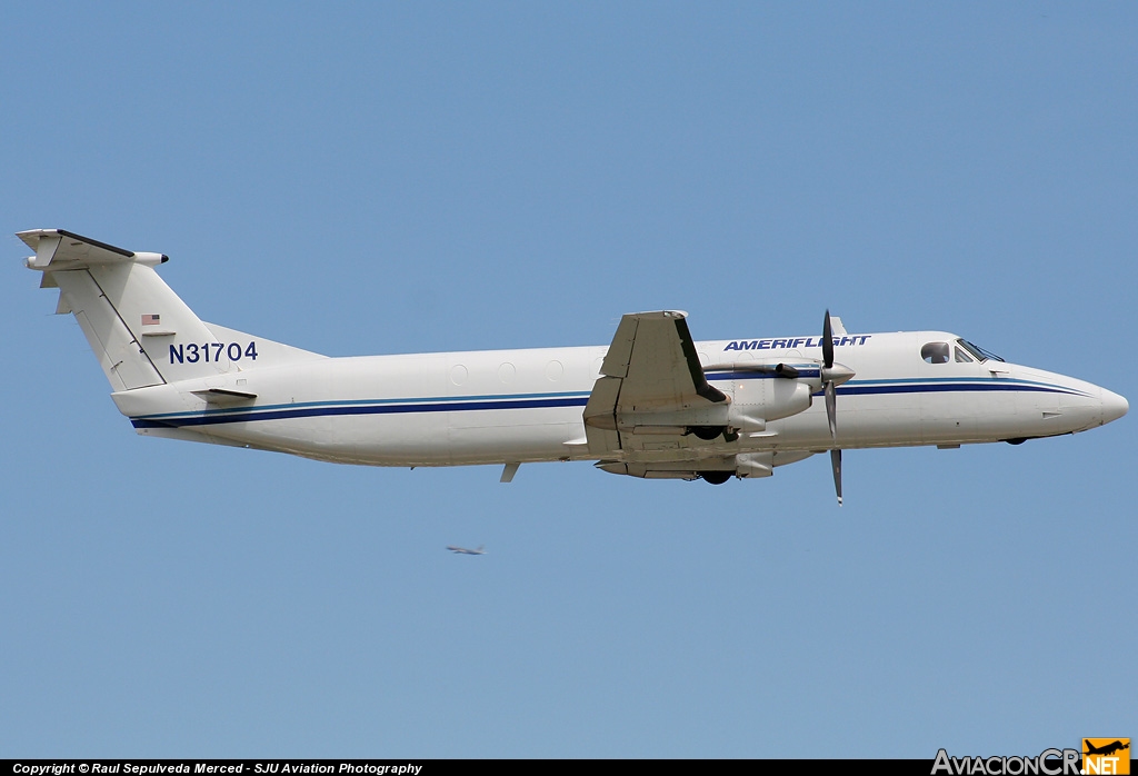 N31704 - Beechcraft B1900 - Ameriflight