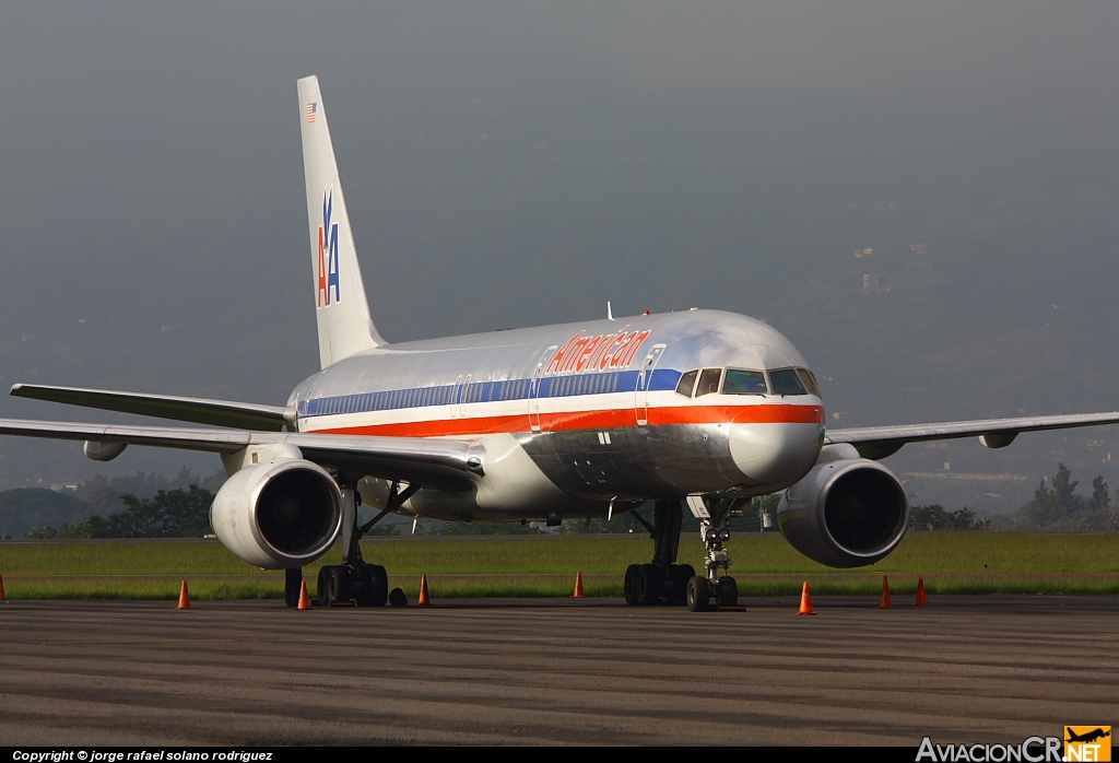 N663AM - Boeing 757-223 - American Airlines